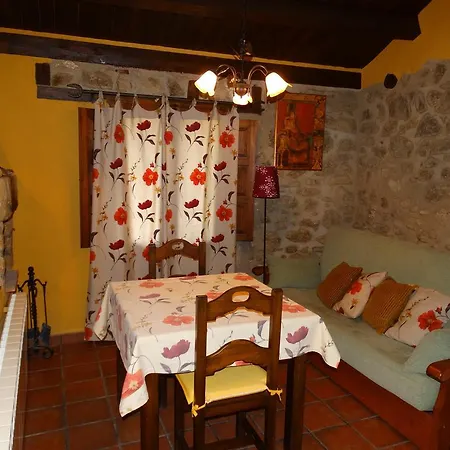 Casa La Cantonera Con Zona Relax Jacuzzi La Cuba Room photo